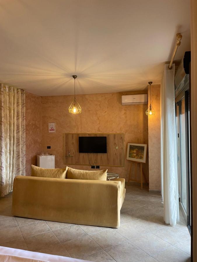 Matis Apartaments Тирана Экстерьер фото